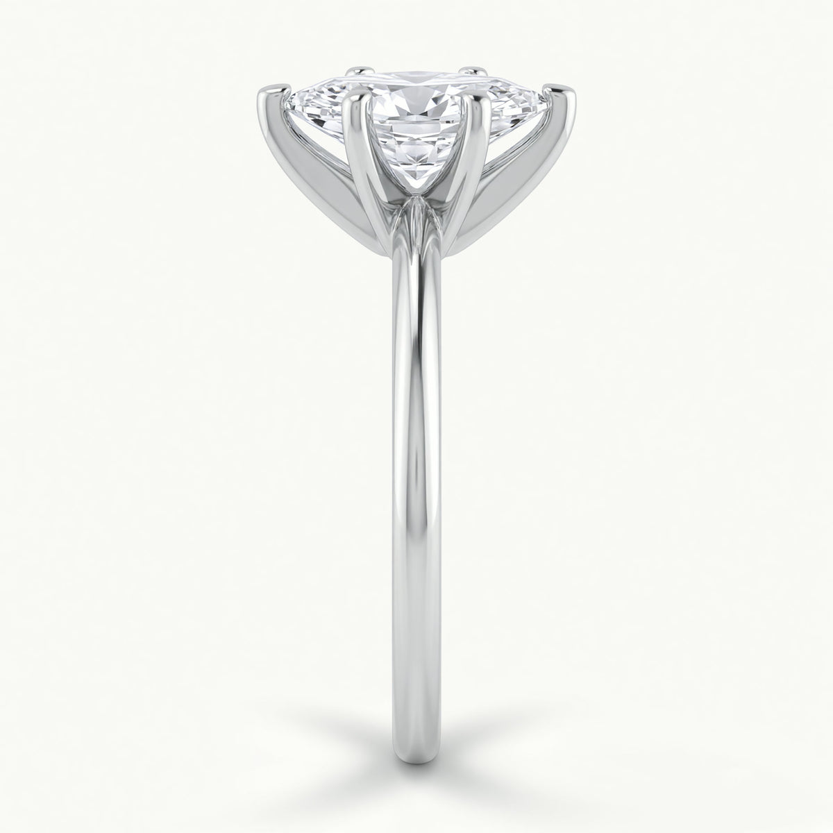 Colette solitaire forlovelsesring med marquise diamant i hvitt gull, profil